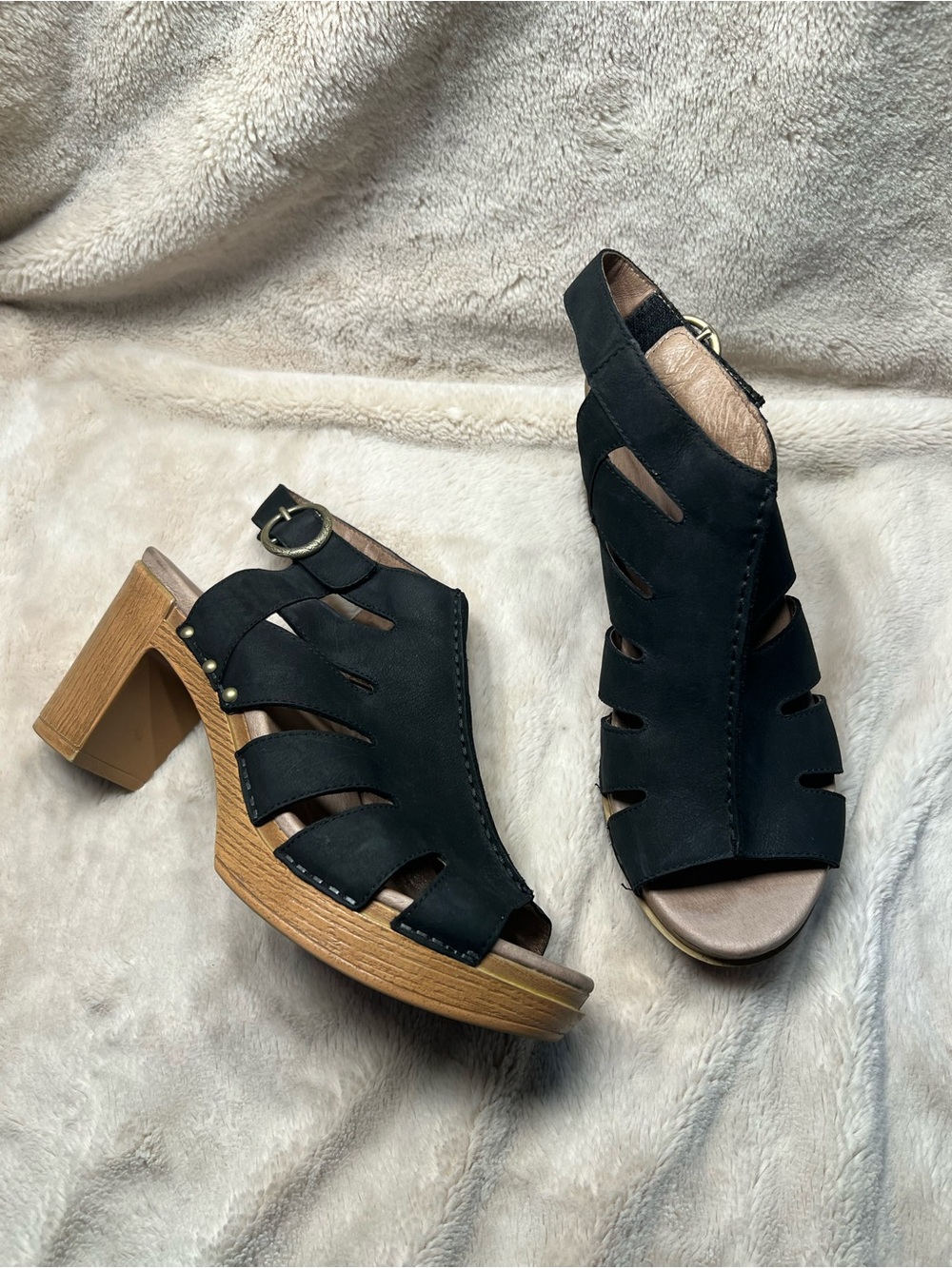 Dansko Demetra heel sandals black leather Size 41 or US 11-11.5